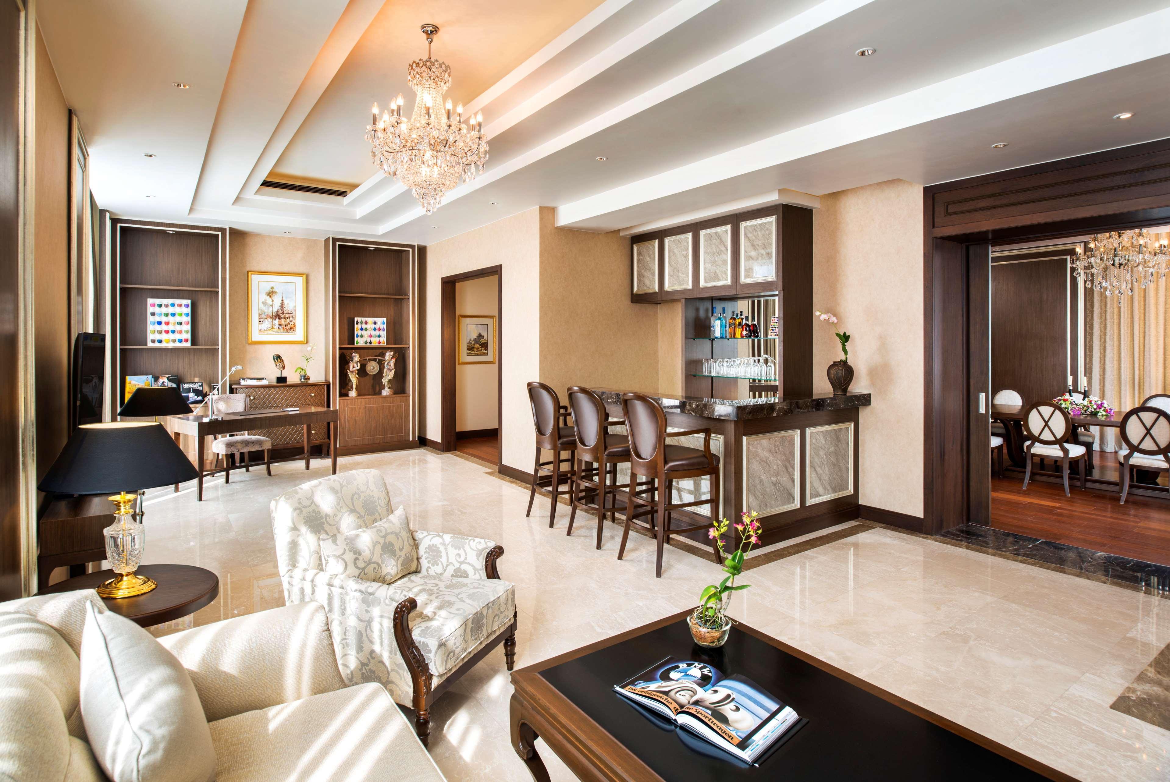 Jasmine Naypyitaw Hotel Naypyidaw Екстериор снимка